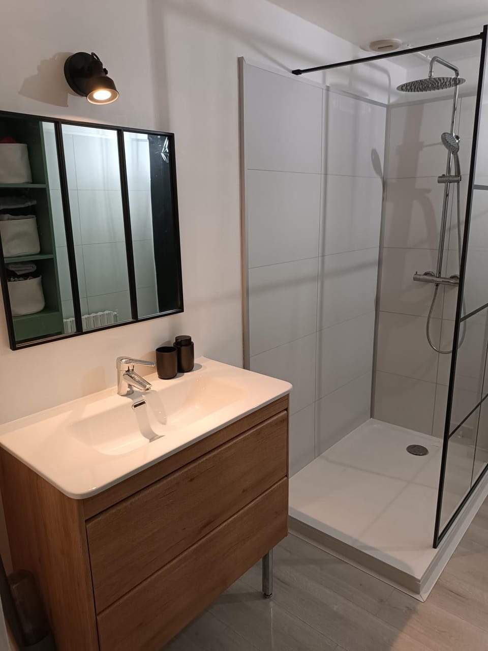 LE GOOD TRIP studio à 3 min du Futuroscope Apartment in Centre-Val de Loire