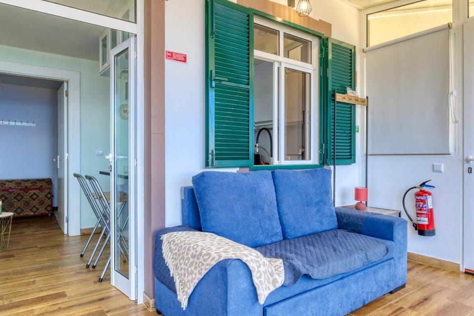 Communal lounge/ TV room, Living room