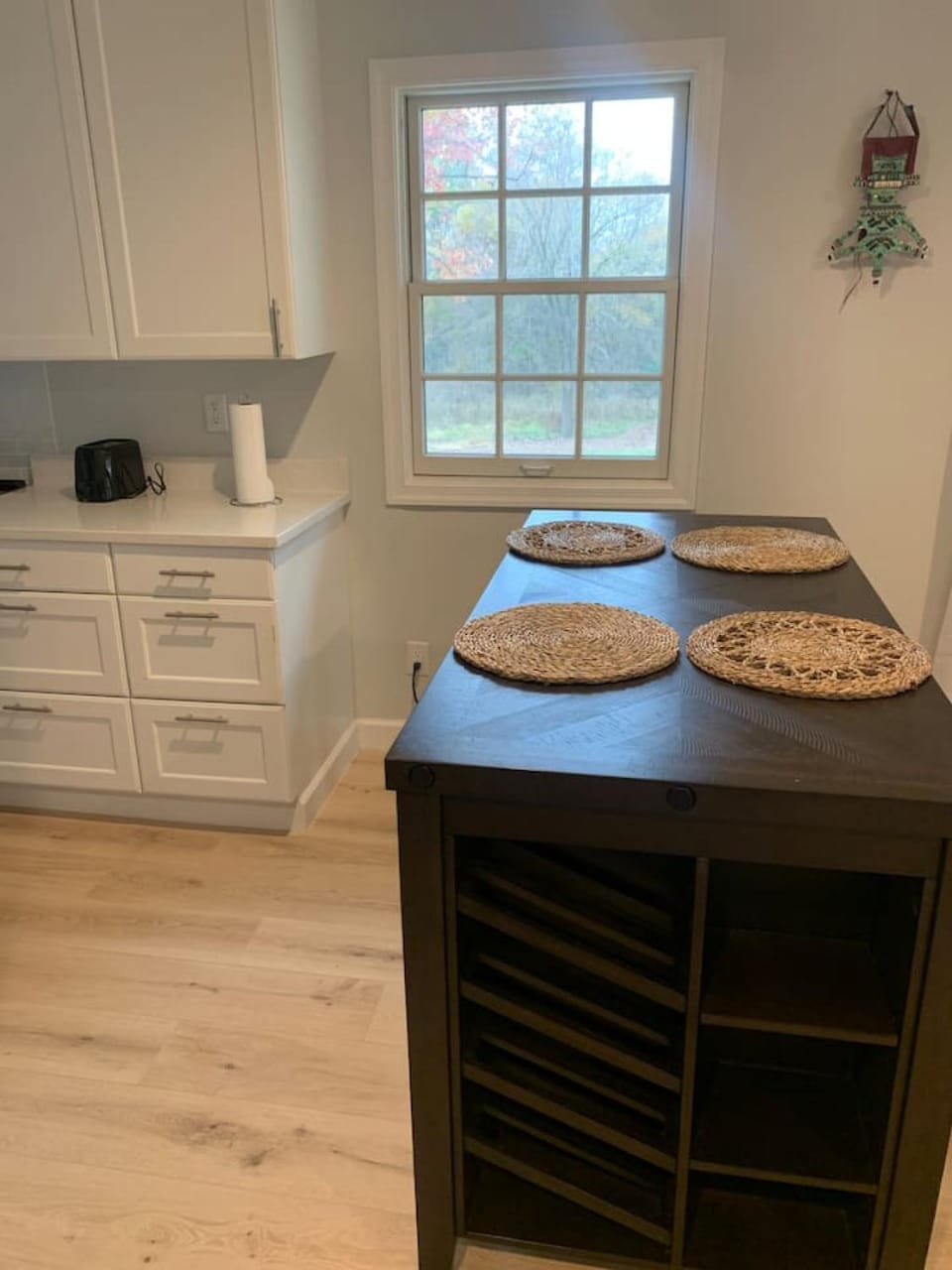 Tranquil Trio 6 BR, 4 BA, 3 Units, Deer Haven House in Fairland