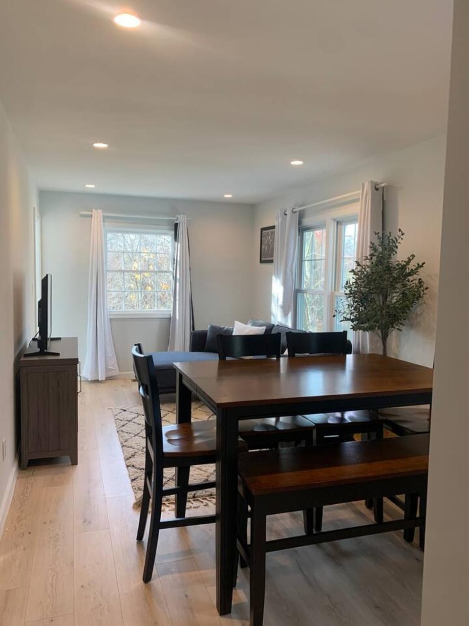 Silver Spring Serene 2BR 2BA, Nature And Access Apartment in Fairland