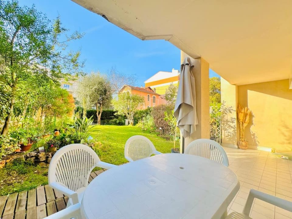 Le Jardin Gallieni - Terrasse Cozy Apartment in Cannes