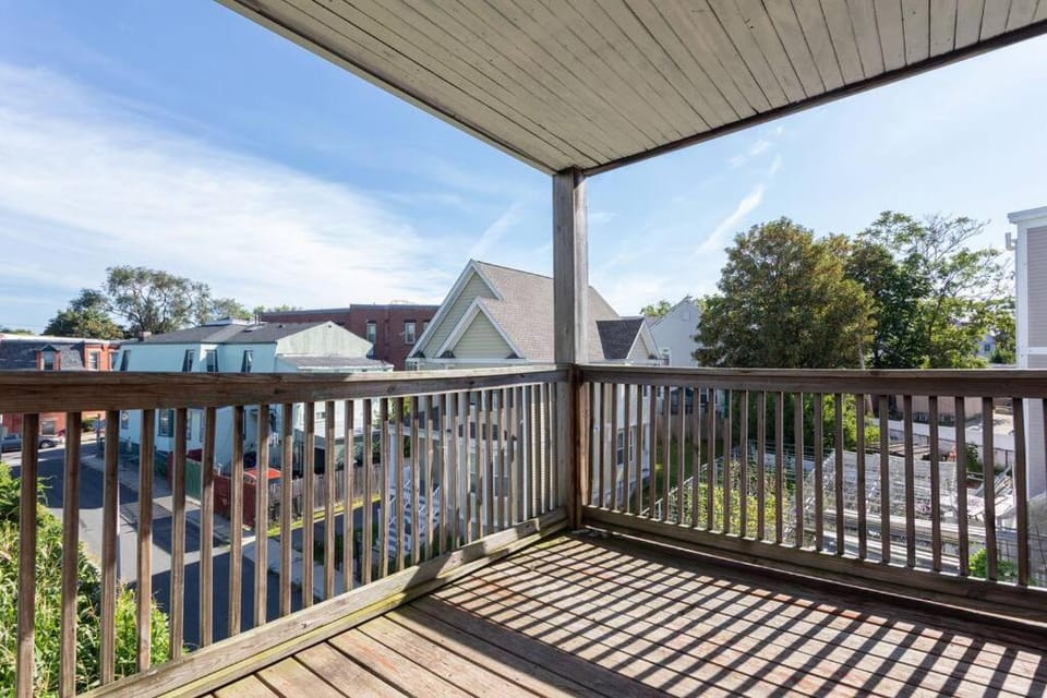 NEW! Boston Condo Near MBTA, 3Mi to Fenway ! (U3) Apartment in Boston