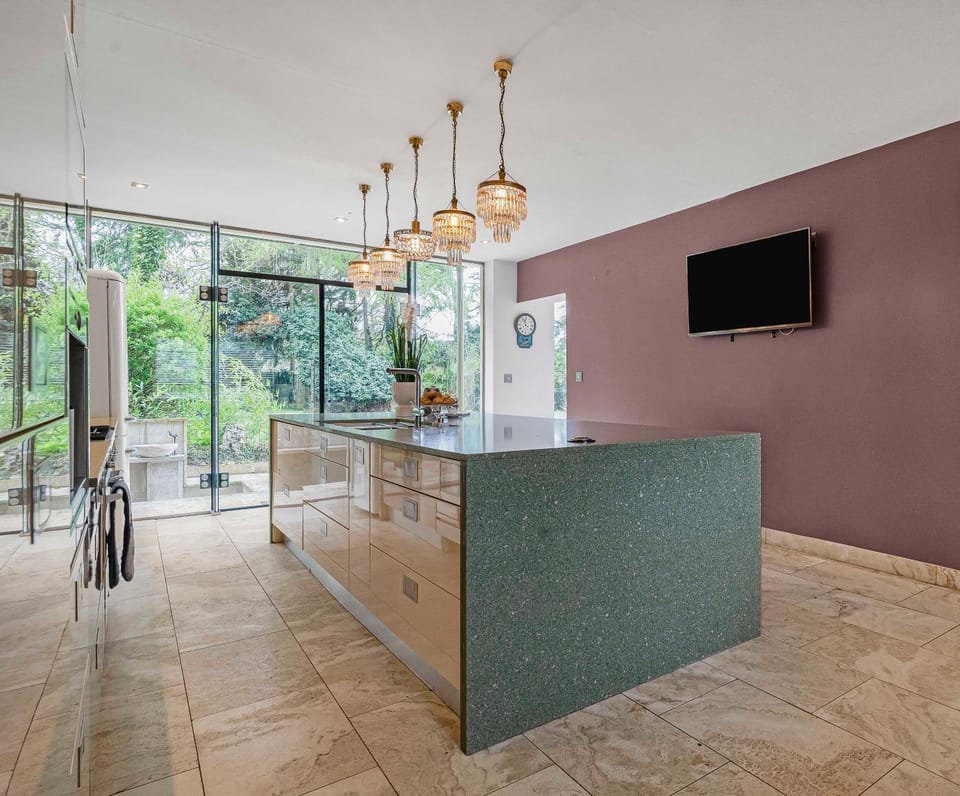 TV and multimedia, kitchen