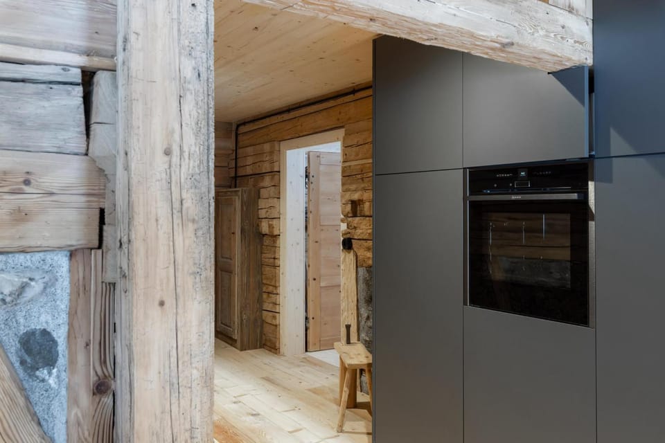 Kitchen or kitchenette, kitchen