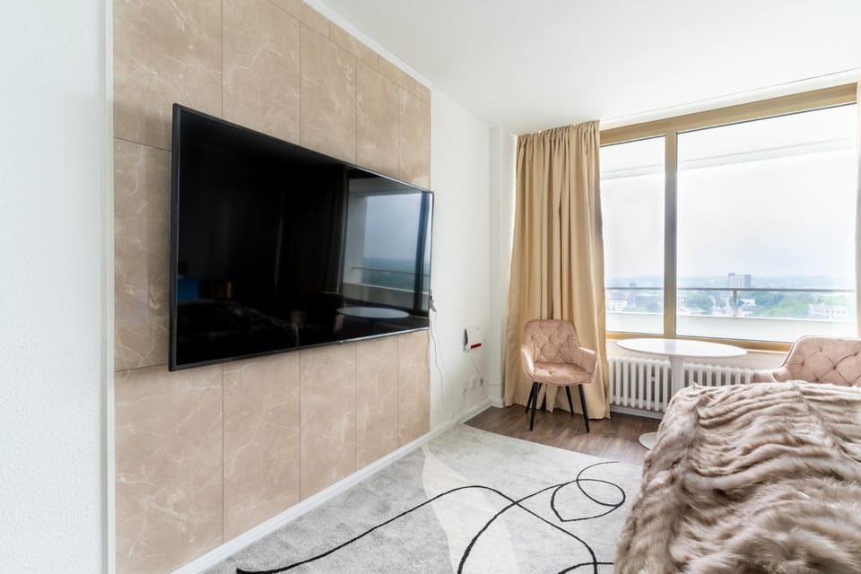 TV and multimedia, Bedroom