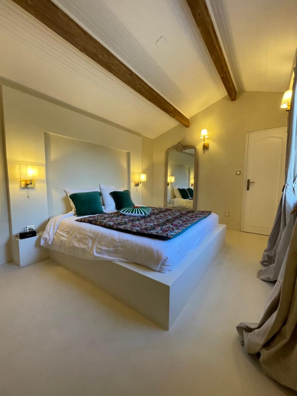 MAS DES PAZ House in Aigues-Mortes