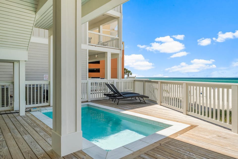 Natural landscape, View (from property/room), Balcony/Terrace, Pool view, Sea view, Swimming pool, sunbed