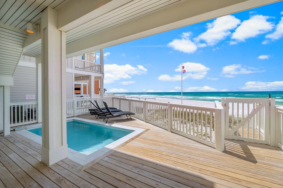 Day, Natural landscape, View (from property/room), Balcony/Terrace, Beach, Pool view, Sea view, Swimming pool, sunbed