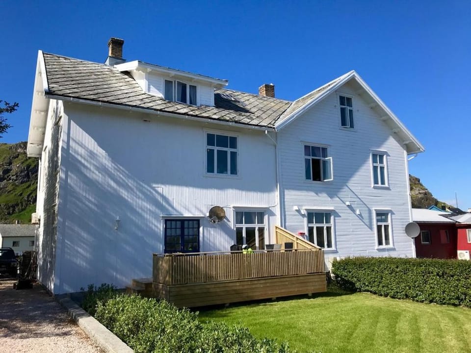 Angelas Fjord Suite Bed and Breakfast in Lofoten