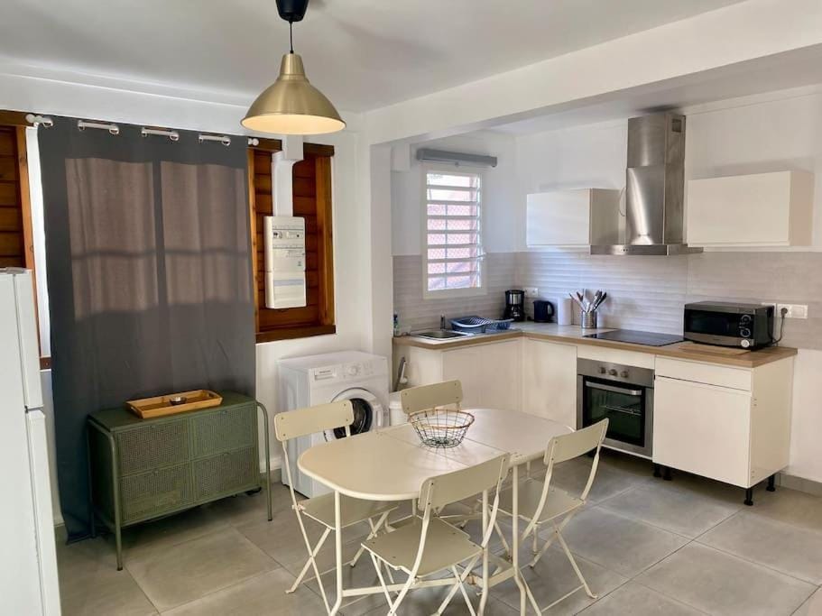 Bas de villa Taalia Apartment in Leeward Islands