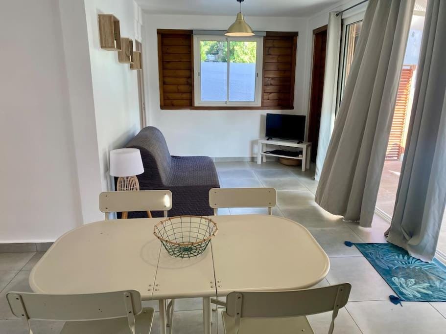 Bas de villa Taalia Apartment in Leeward Islands