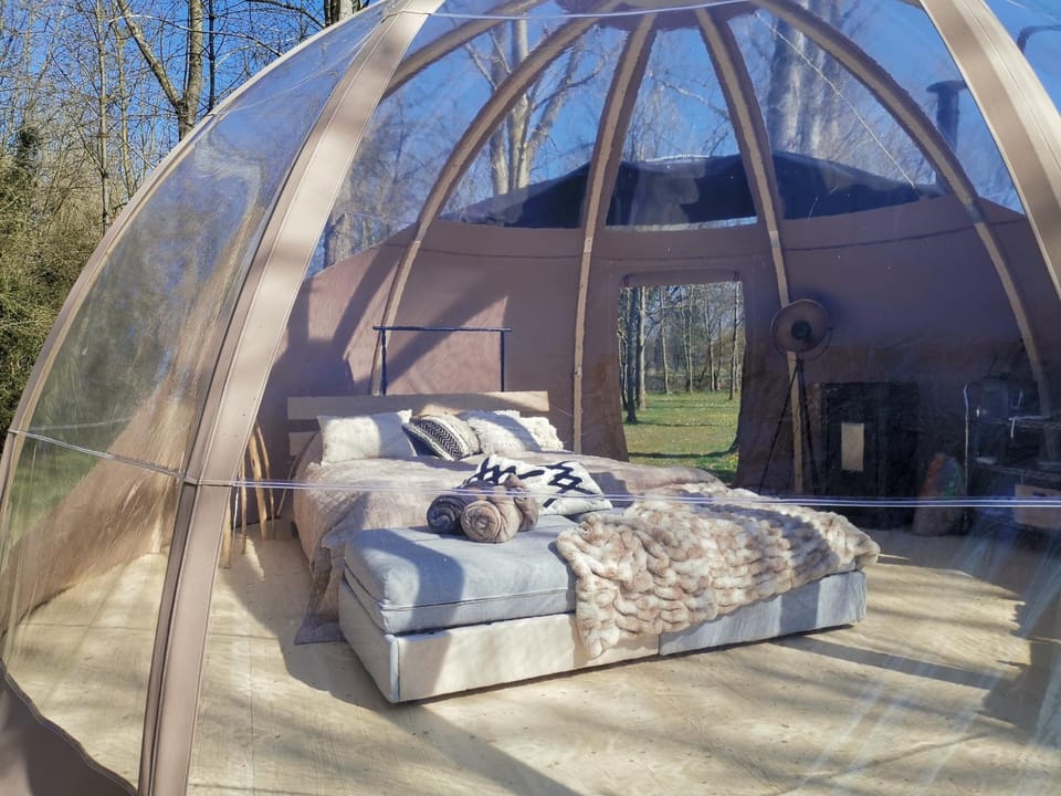 OUT & LODGE, Wigwam Luxury tent in Belgium