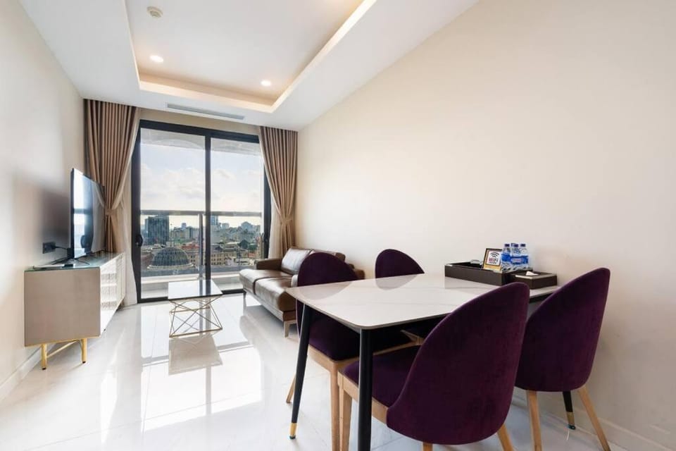 The Rixx Lovely Apartment@D1/pool/gym/Netflix Apartment in Ho Chi Minh City