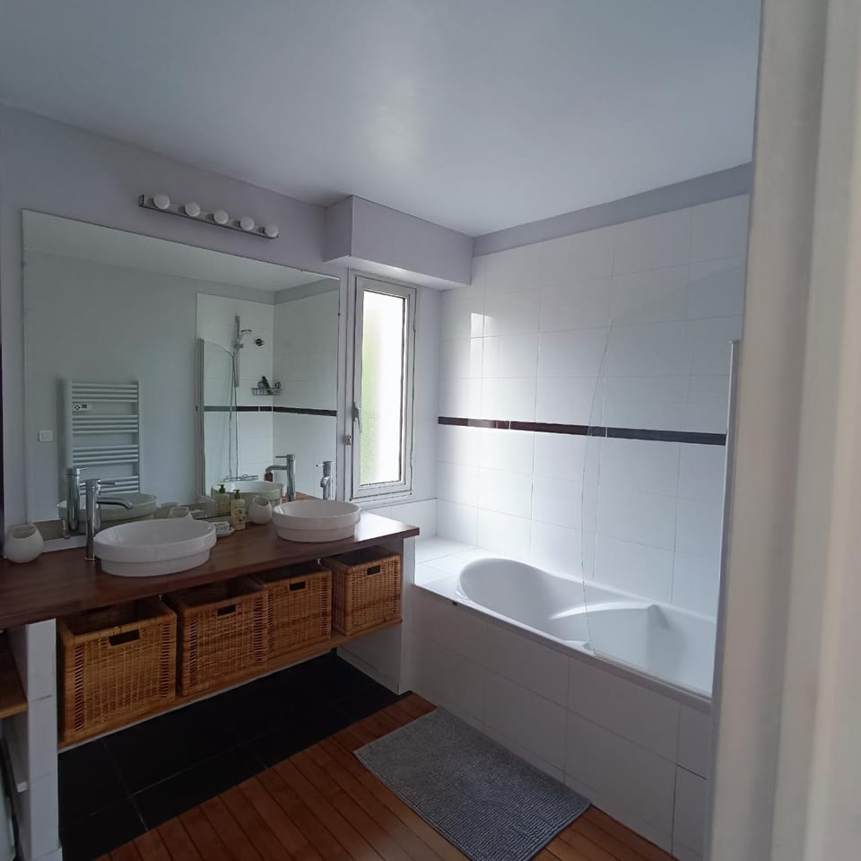 La canopée : séjour alliant culture, nature, sport Apartment in Nantes