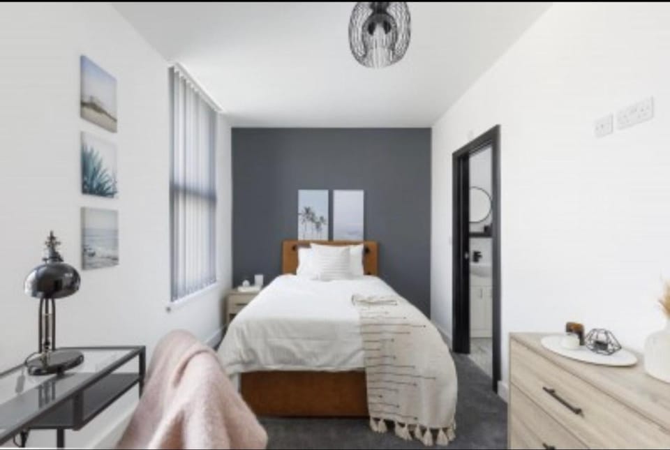 The Residency rooms Liverpool Apartment hotel in Wallasey