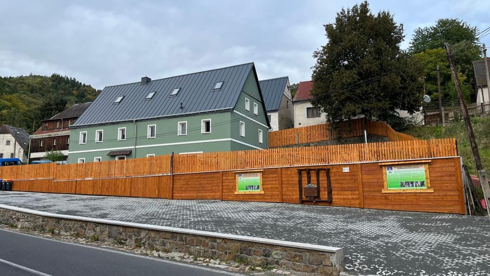 Property building, Neighbourhood, Street view
