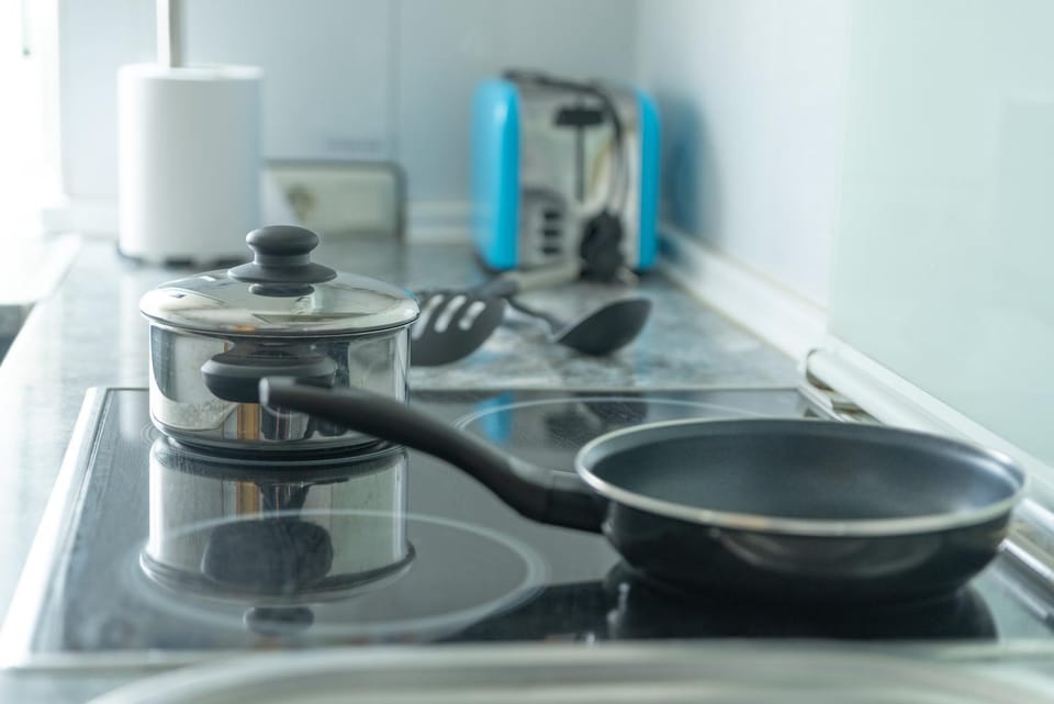 Massage, Kitchen or kitchenette