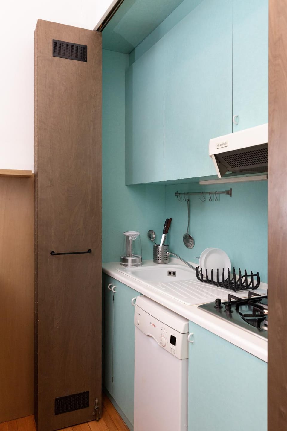 Kitchen or kitchenette, kitchen