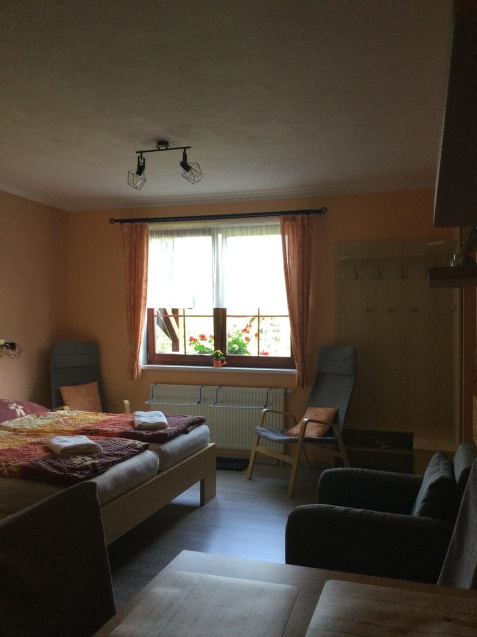 Property building, Photo of the whole room