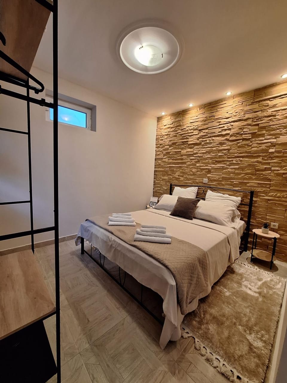 Bed, Photo of the whole room, Bedroom, towels, wardrobe