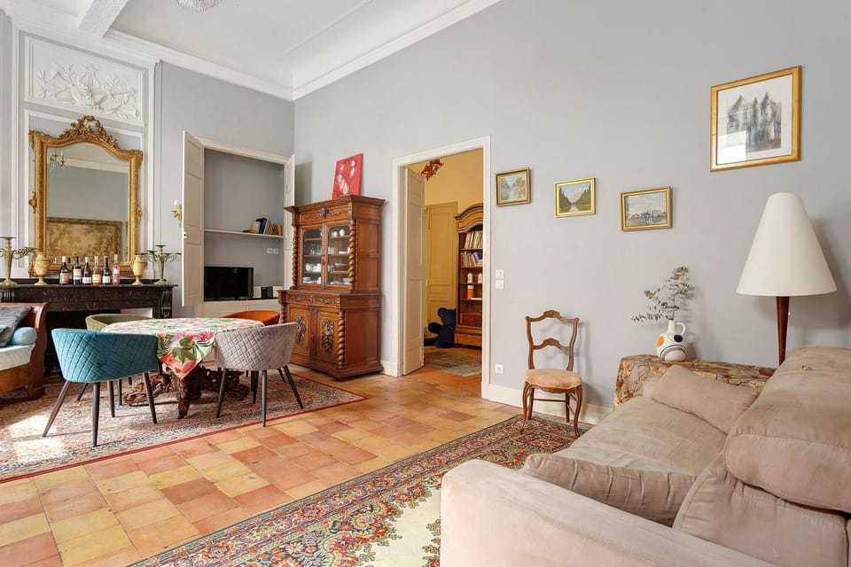 Property building, Living room
