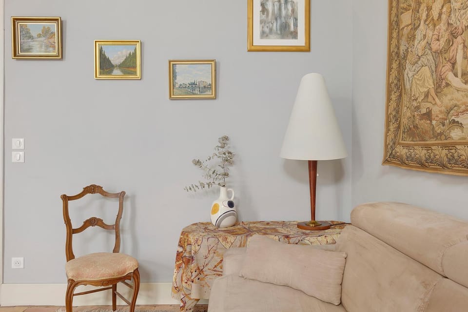 Property building, Living room