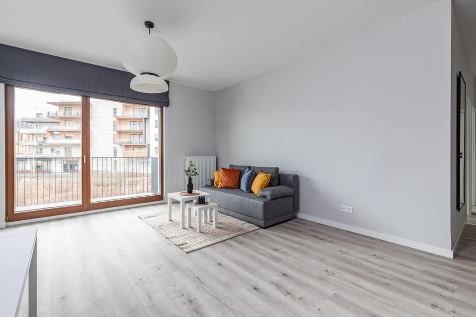 Bed, Living room, Photo of the whole room, Seating area, Bedroom