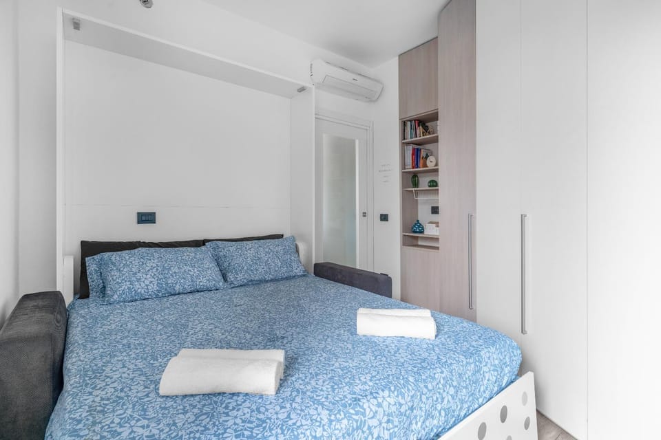 Bed, Other, Bedroom
