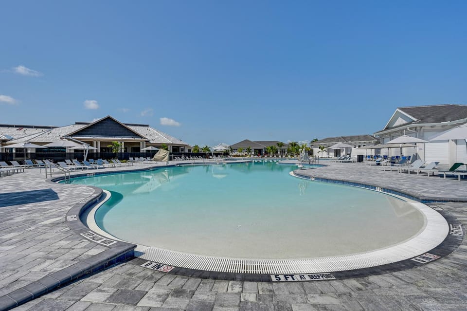 Ave Maria Golf Retreat w/ Resort Perks + Balcony House in Collier County