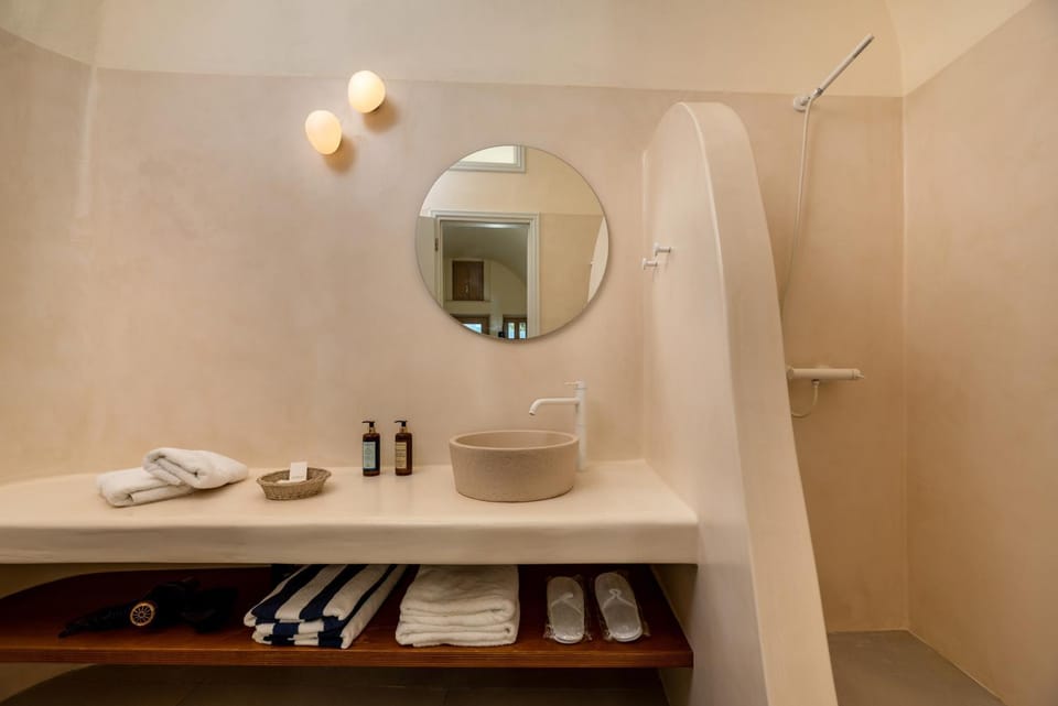 Shower, Bathroom, towels