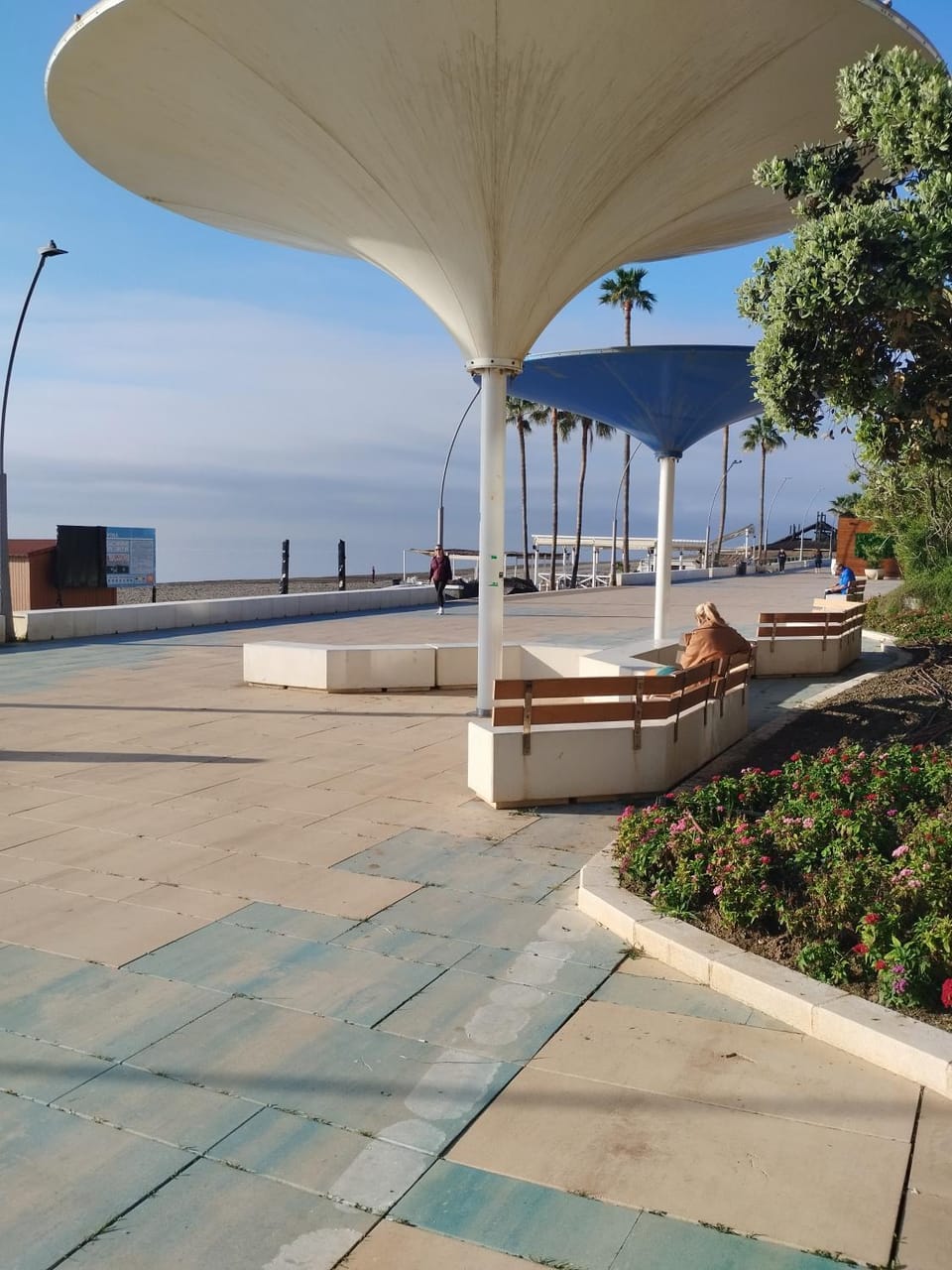 Bajo frente al mar Apartment in Estepona