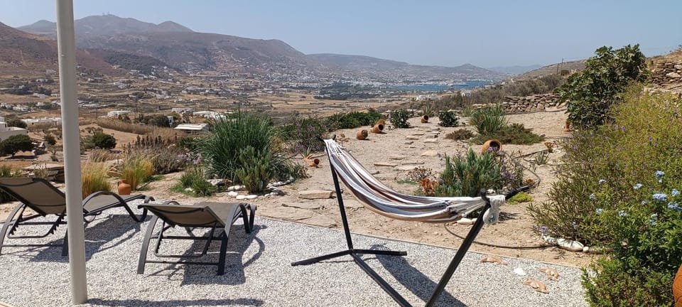 Nearby landmark, Spring, Day, Natural landscape, Mountain view, sunbed