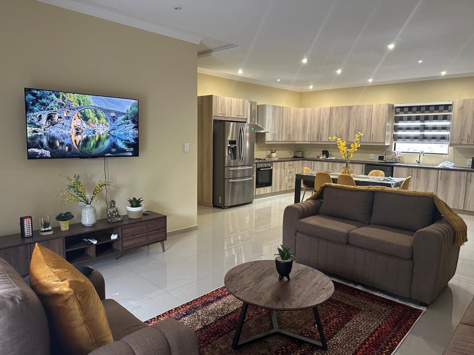 Six64 on KINGSWAY A5 Apartment in KwaZulu-Natal