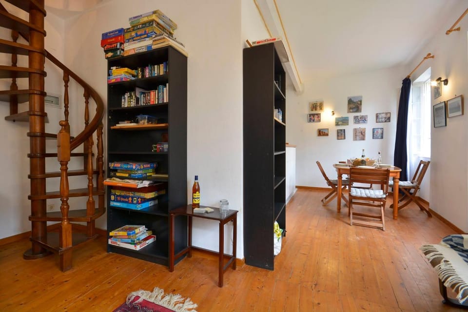 Living room, Photo of the whole room, Seating area