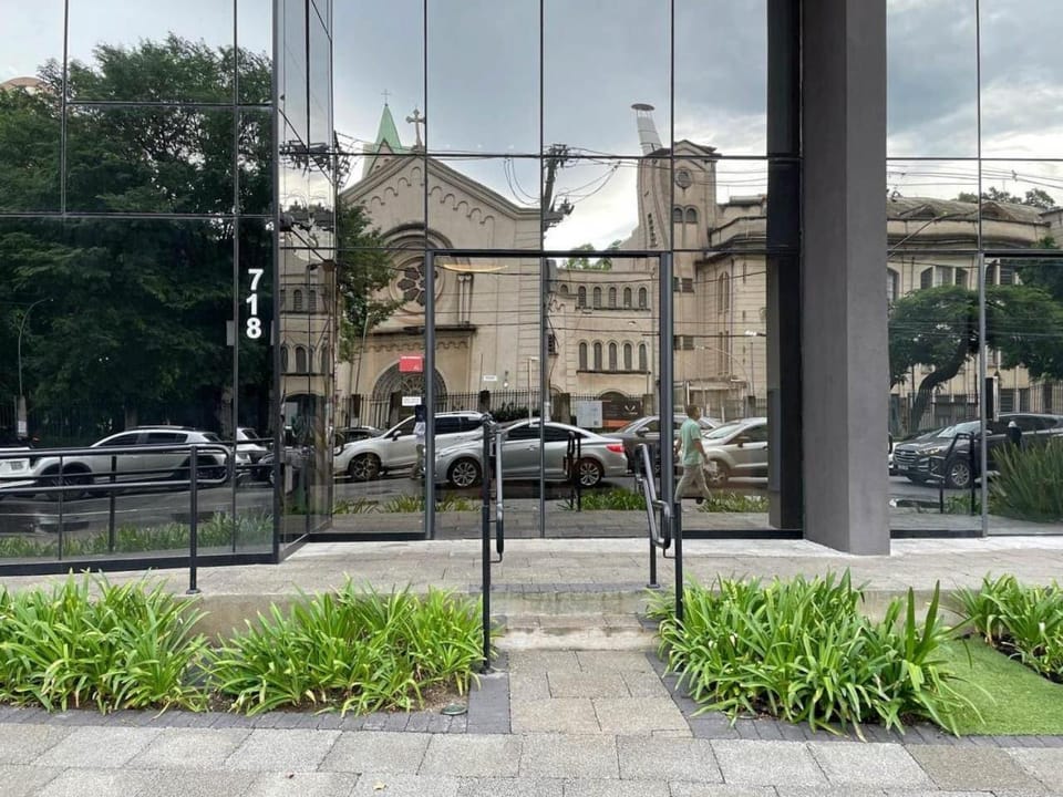 Facade/entrance, Off site