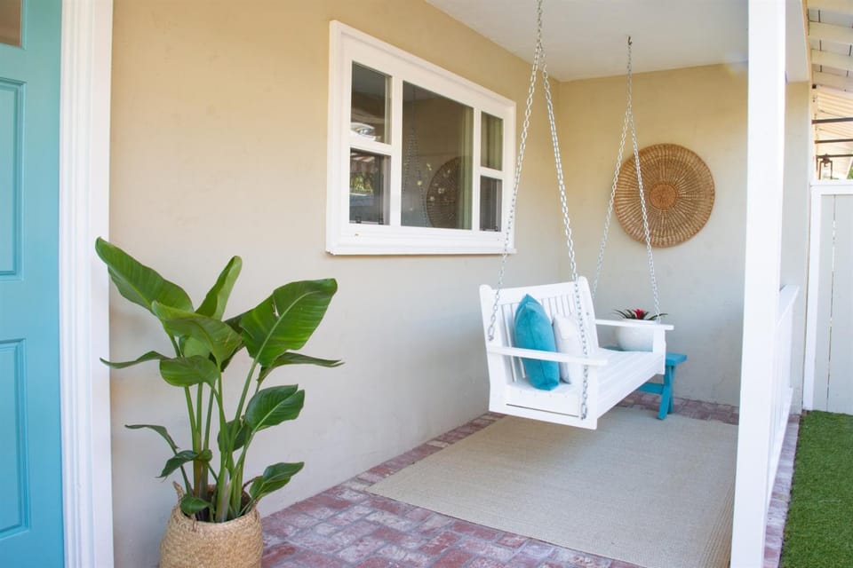 Live the Beach Life in a Quaint Shell Cottage House in Del Mar