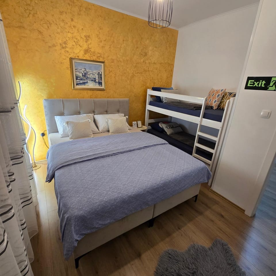 Bed, Photo of the whole room, Bedroom, bunk bed