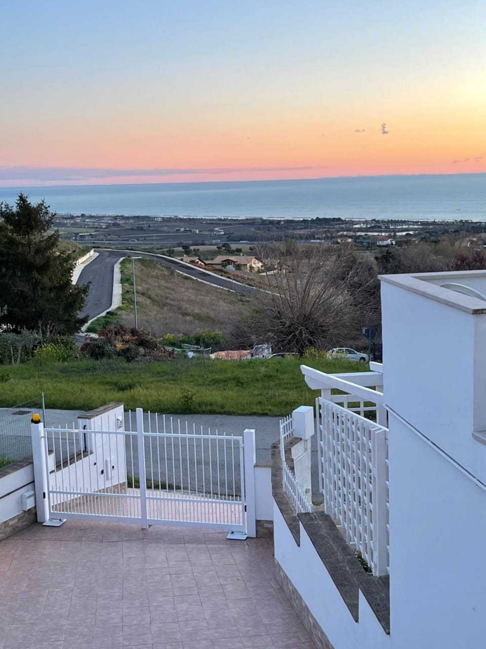 View (from property/room), Balcony/Terrace, City view, Sea view, Sunset