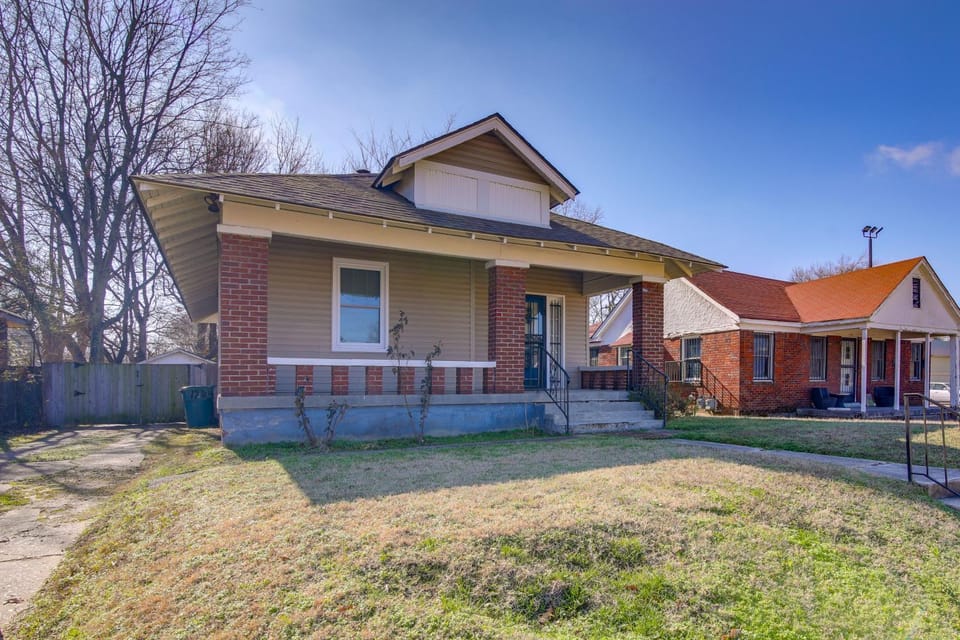 Pet-Friendly Memphis Home - 4 Mi to Downtown! House in Memphis