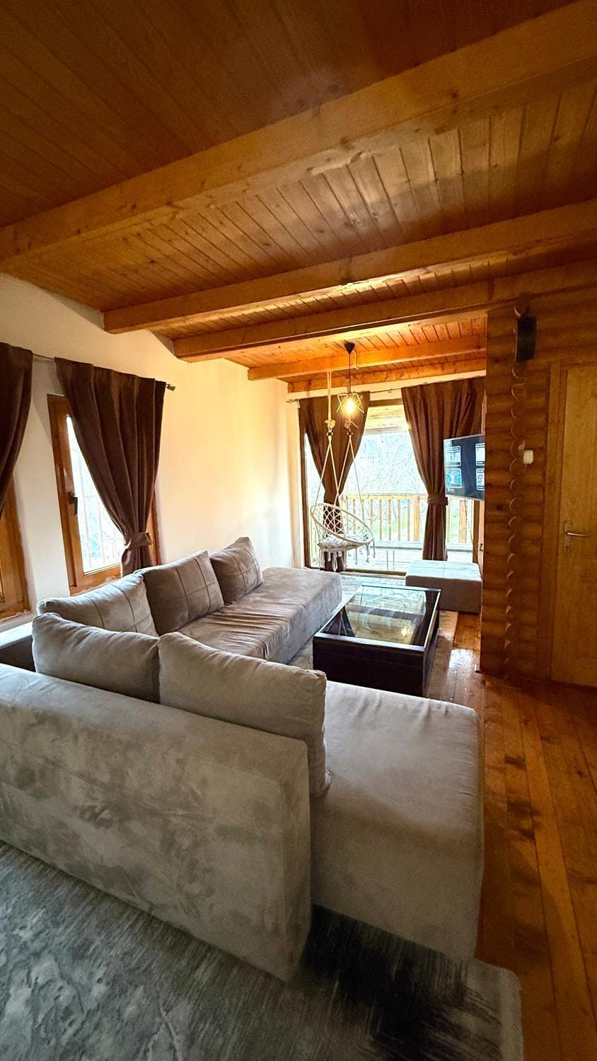 Villzone vila in Prishtina with big garden Villa in Serbia