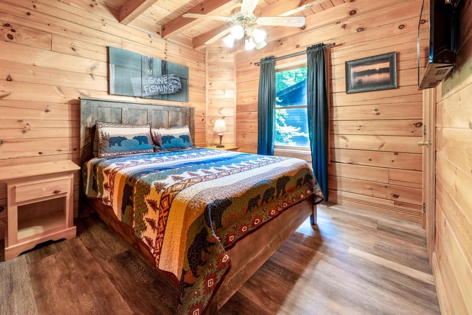 Bed, Bedroom
