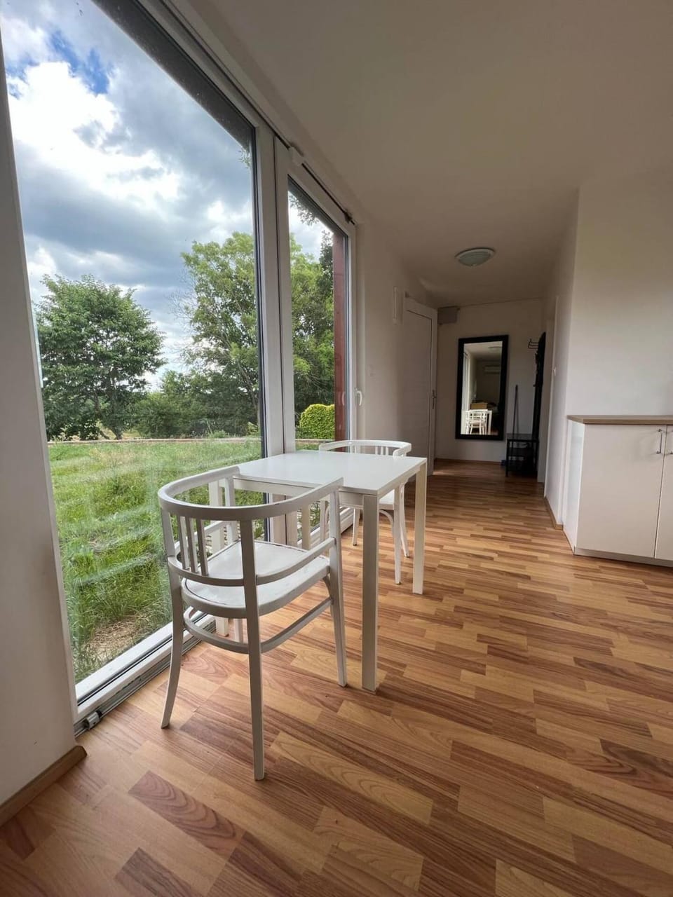 View (from property/room), Seating area, Dining area