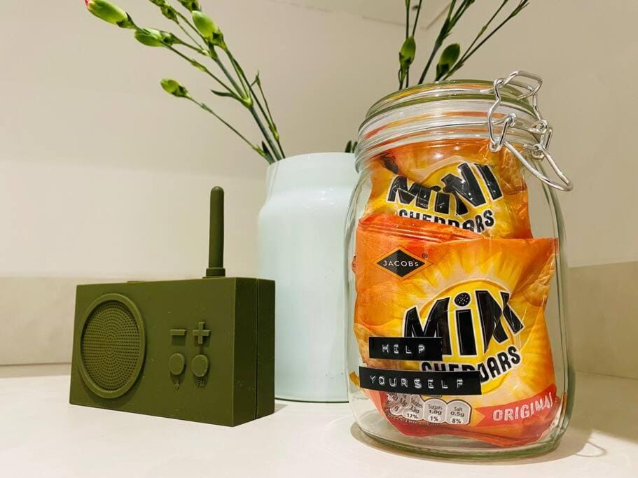 Luxury Apartment with Workspace Apartment in Croydon