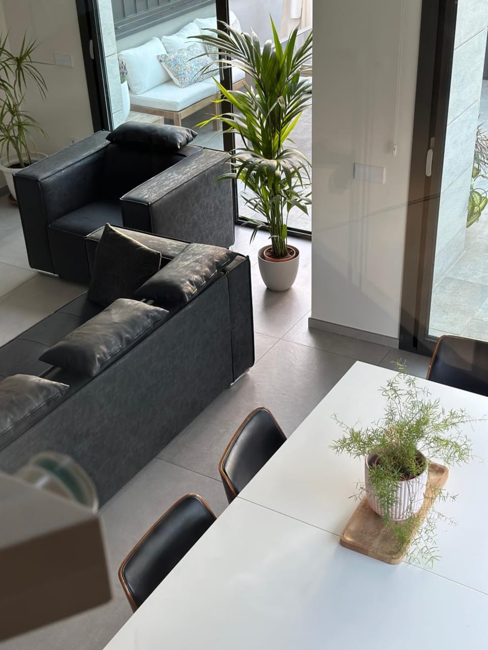 Living room, Seating area