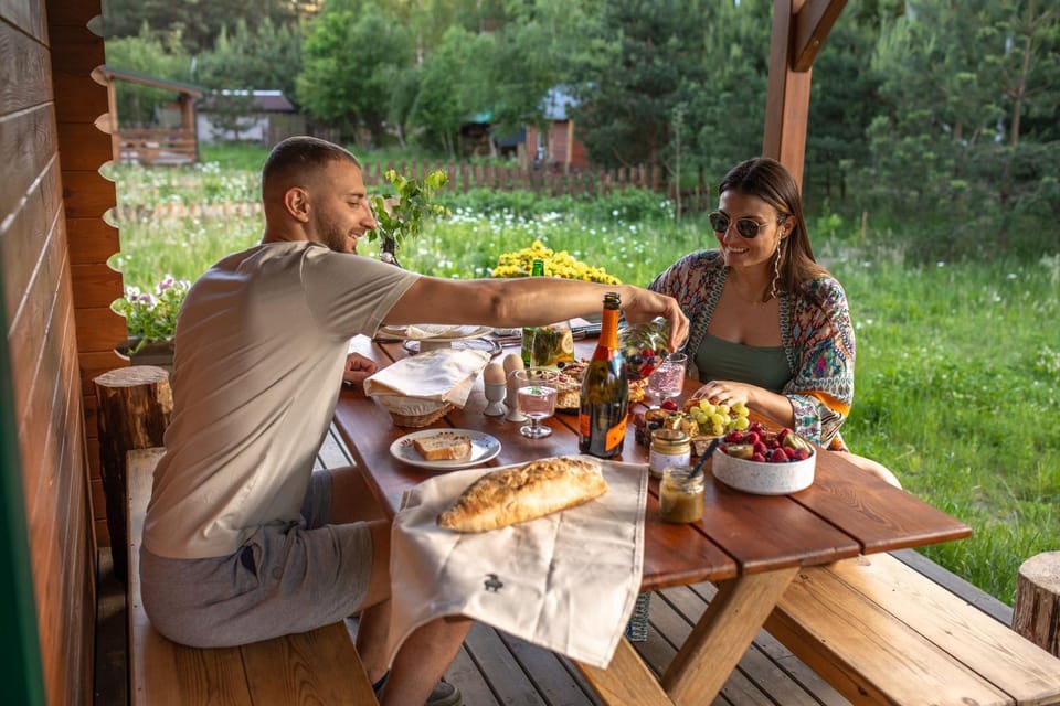 Spring, People, Garden, Food and drinks, Food, Guests, Garden view, Lunch