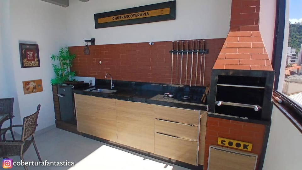 BBQ facilities, Kitchen or kitchenette, minibar, stove