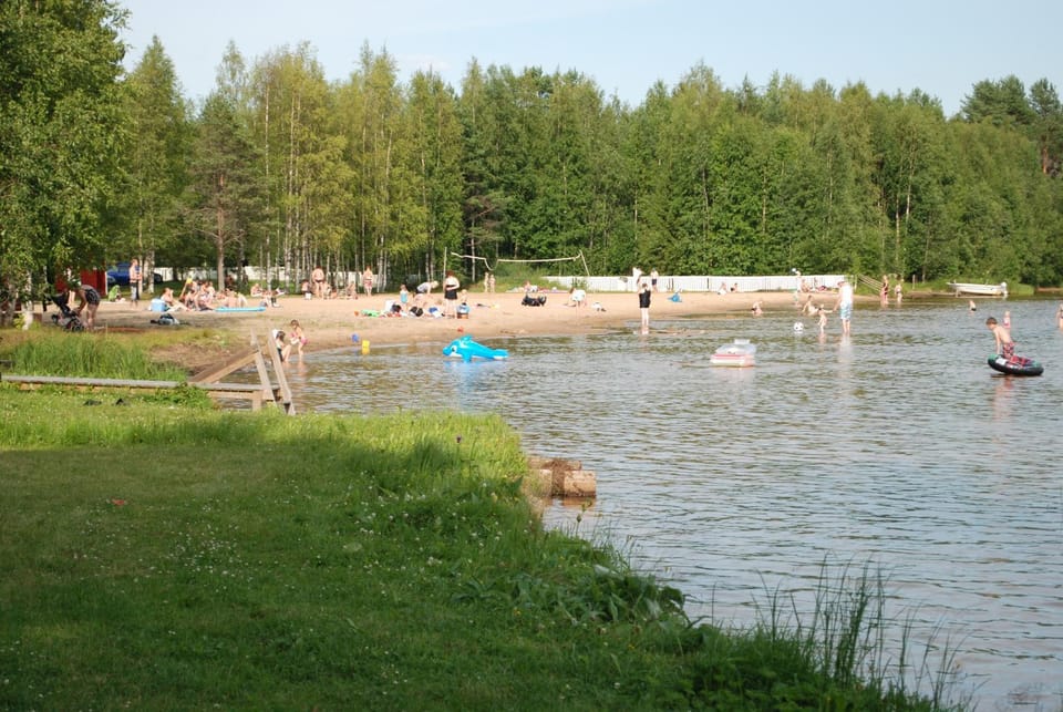 Day, People, Natural landscape, Beach, Lake view