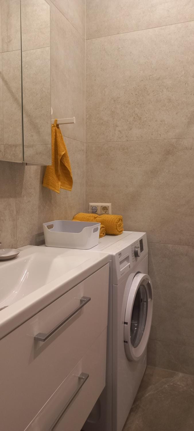 towels, washing machine