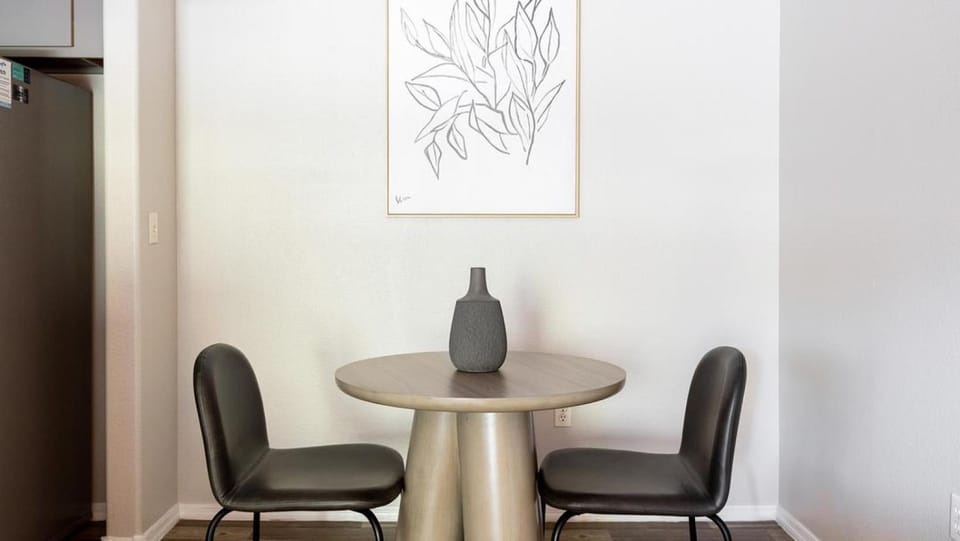 Landing Modern Apartment with Amazing Amenities (ID8043X80) Apartment in Mesa