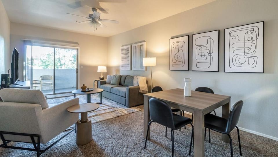 Landing Modern Apartment with Amazing Amenities (ID8418X16) Apartment in Mesa